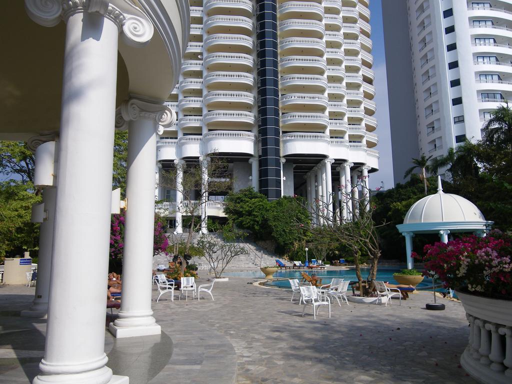 Sky Beach Apartment Pattaya Luaran gambar