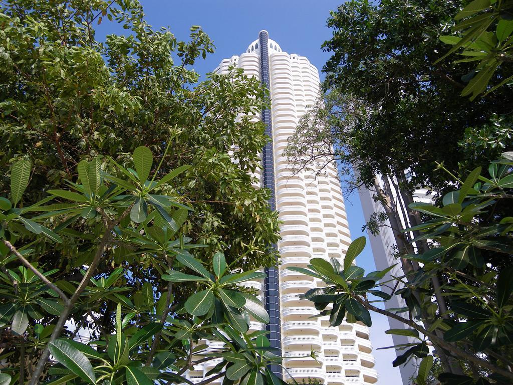 Sky Beach Apartment Pattaya Luaran gambar