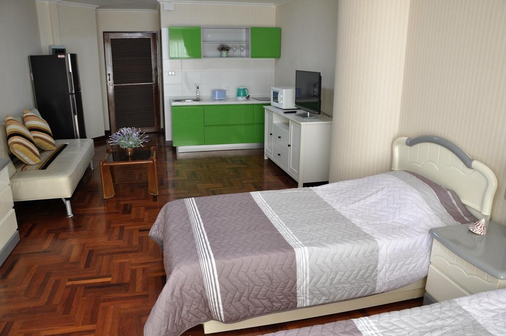 Sky Beach Apartment Pattaya Luaran gambar