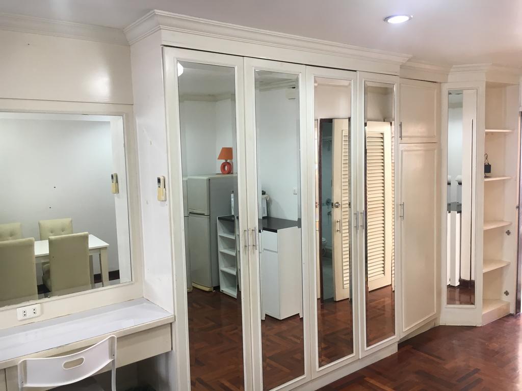 Sky Beach Apartment Pattaya Luaran gambar