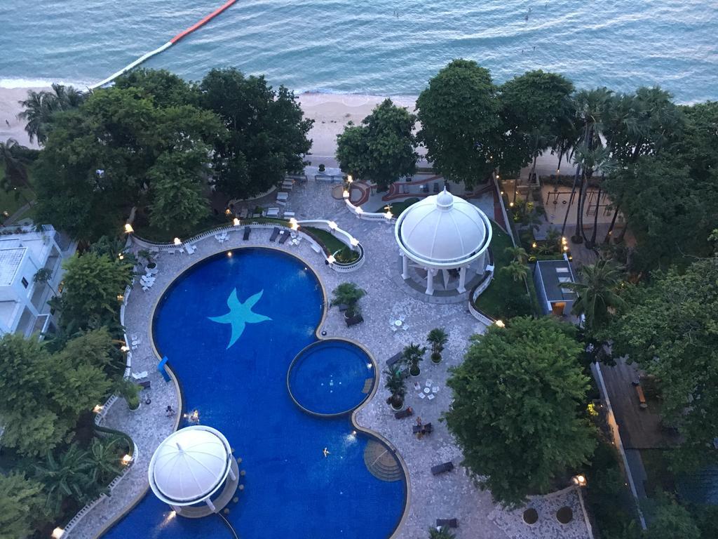 Sky Beach Apartment Pattaya Luaran gambar