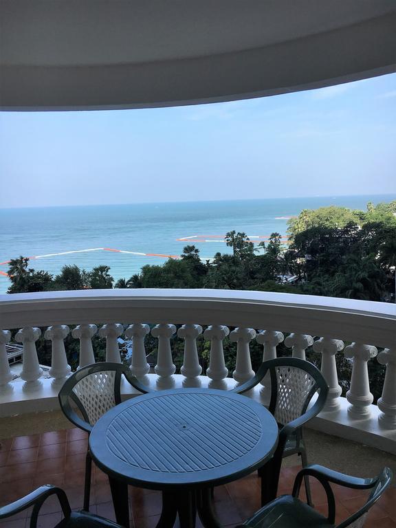 Sky Beach Apartment Pattaya Luaran gambar