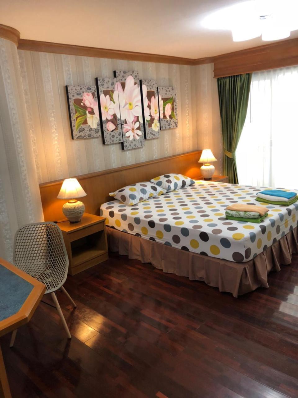 Sky Beach Apartment Pattaya Luaran gambar