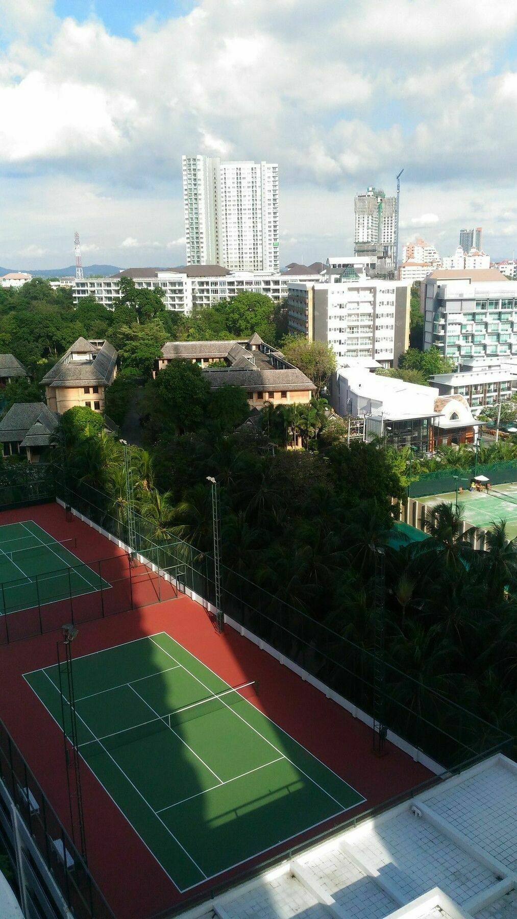Sky Beach Apartment Pattaya Luaran gambar
