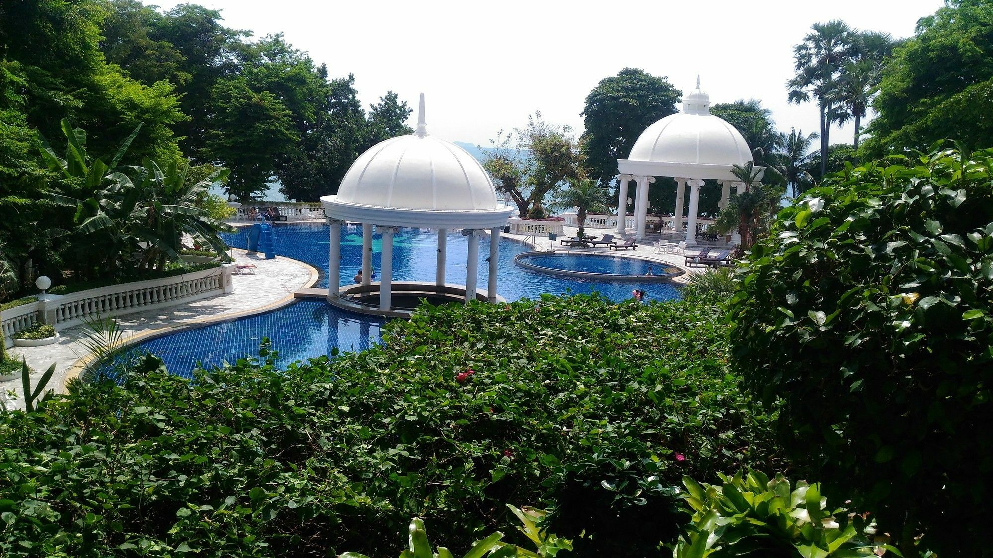 Sky Beach Apartment Pattaya Luaran gambar